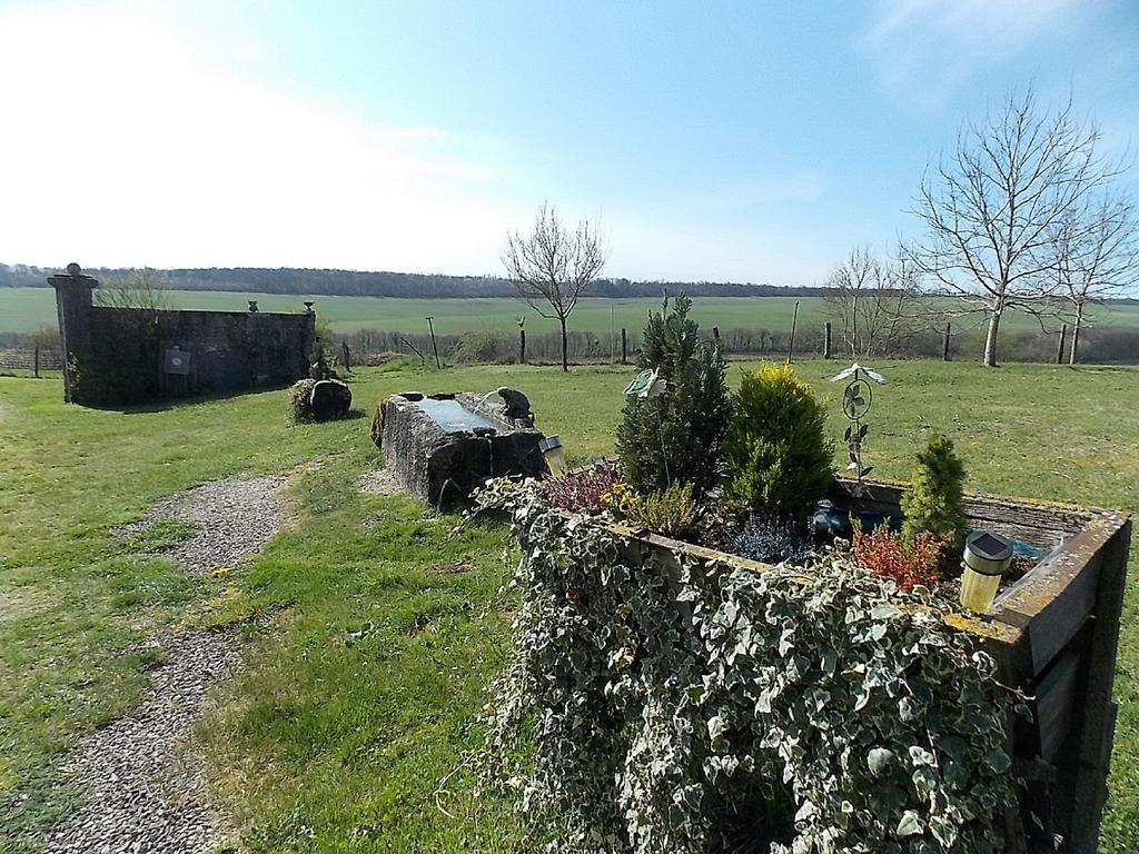 Les Gites De Morville Malaumont Exterior photo