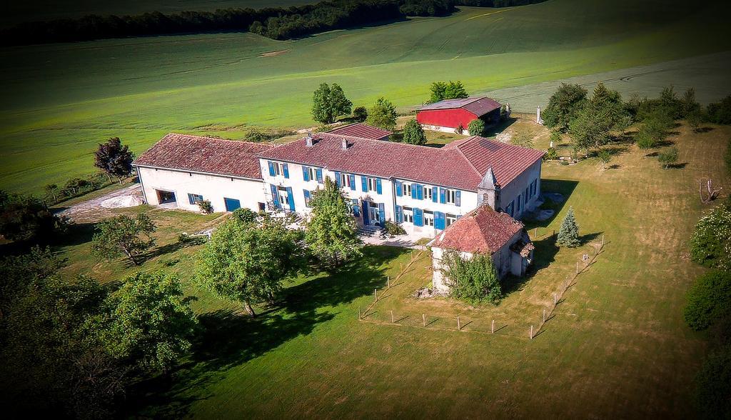 Les Gites De Morville Malaumont Exterior photo